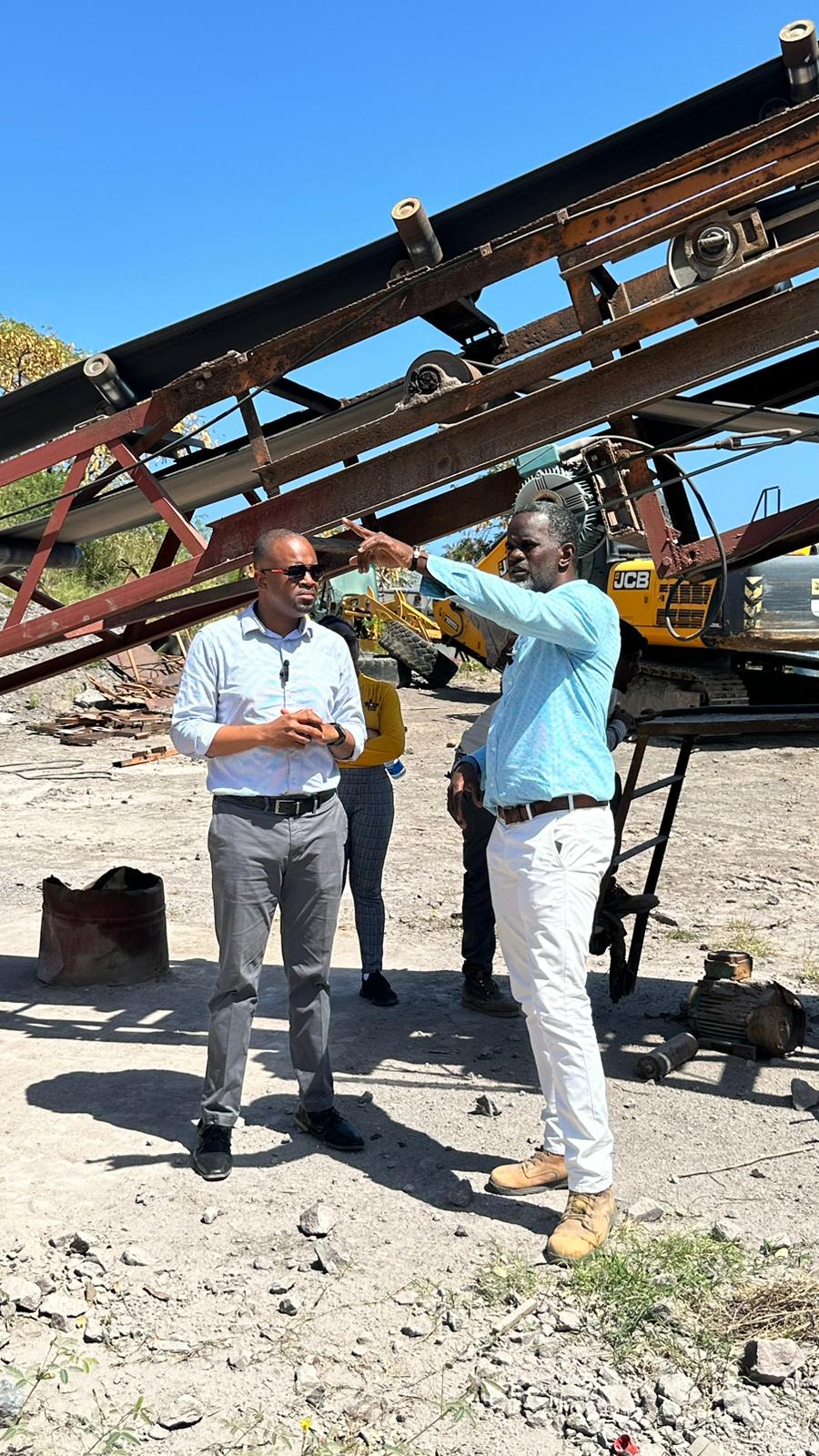 Hon. Konris Maynard Announces Commissioning of First Primary Crusher at Quarry in Nearly 40 Years